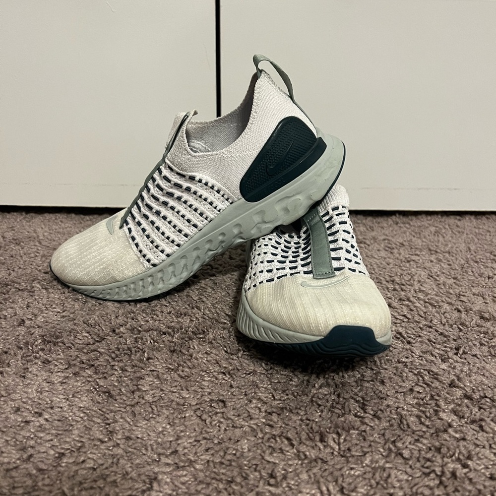 Nike react phantom run fly knit 2